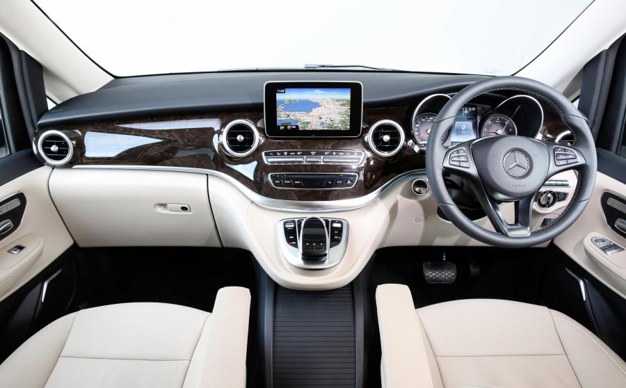  Mercedes-Benz V250 BlueTec Lang 2015 года  (AU) (фото 18 из 30)